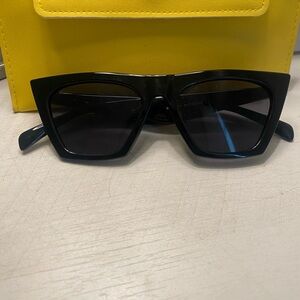 Mosanana Sun Glasses